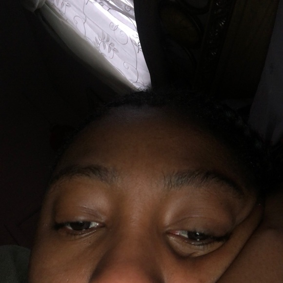 Meet your Posher, Lucretia - Picture 1 of 1